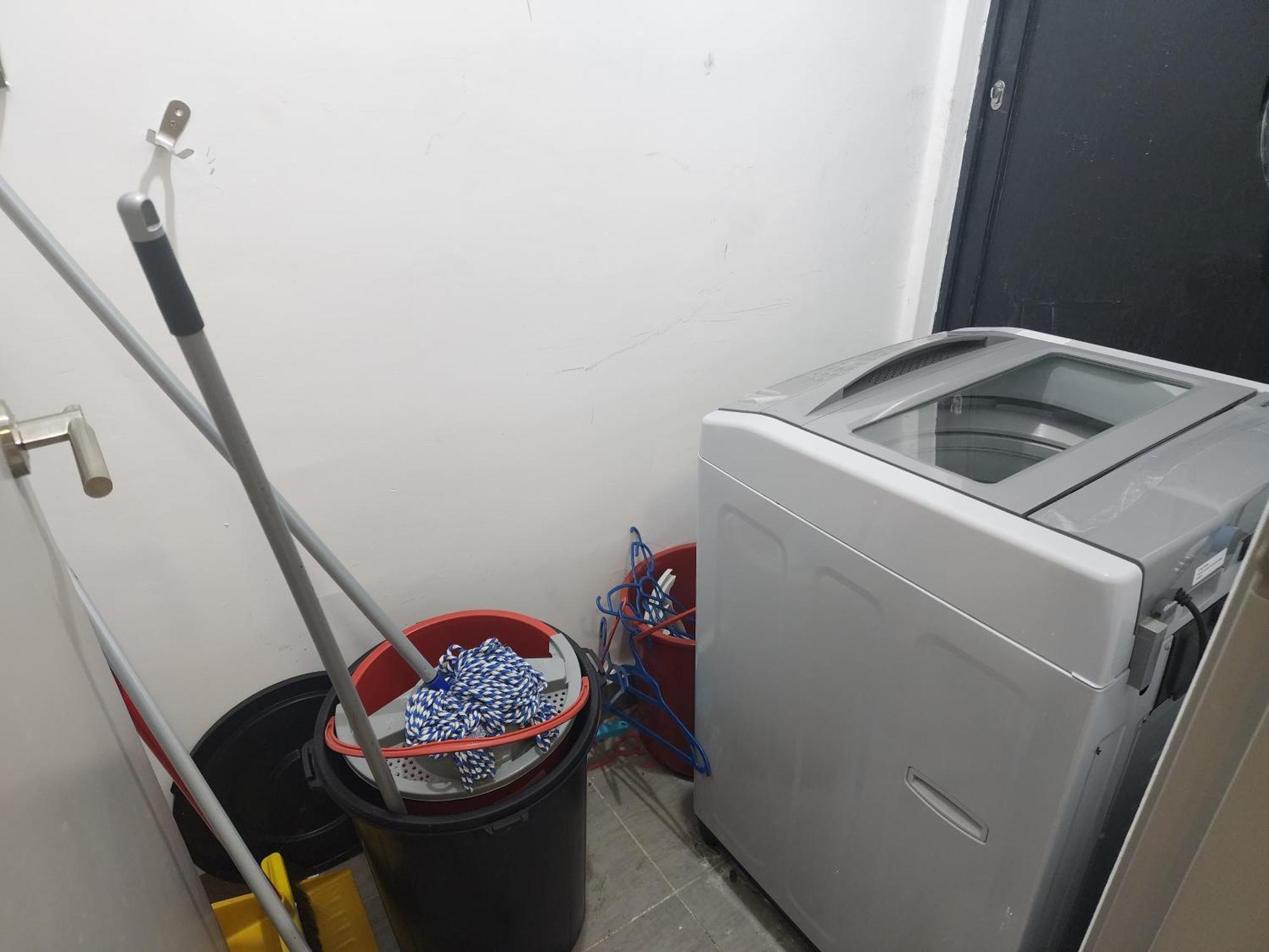 Pangsapuri Astoria,4r3b,4kmtoklcc,1505sf,bigbalcony,newcondo,bathtub,nicefacilities